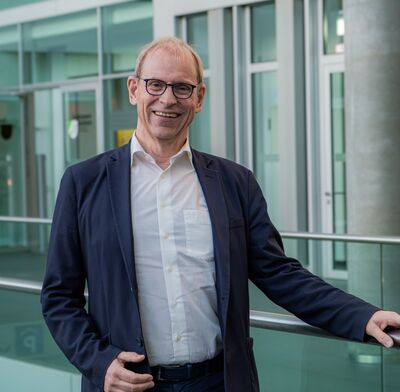 Dr. Christoph Humburg